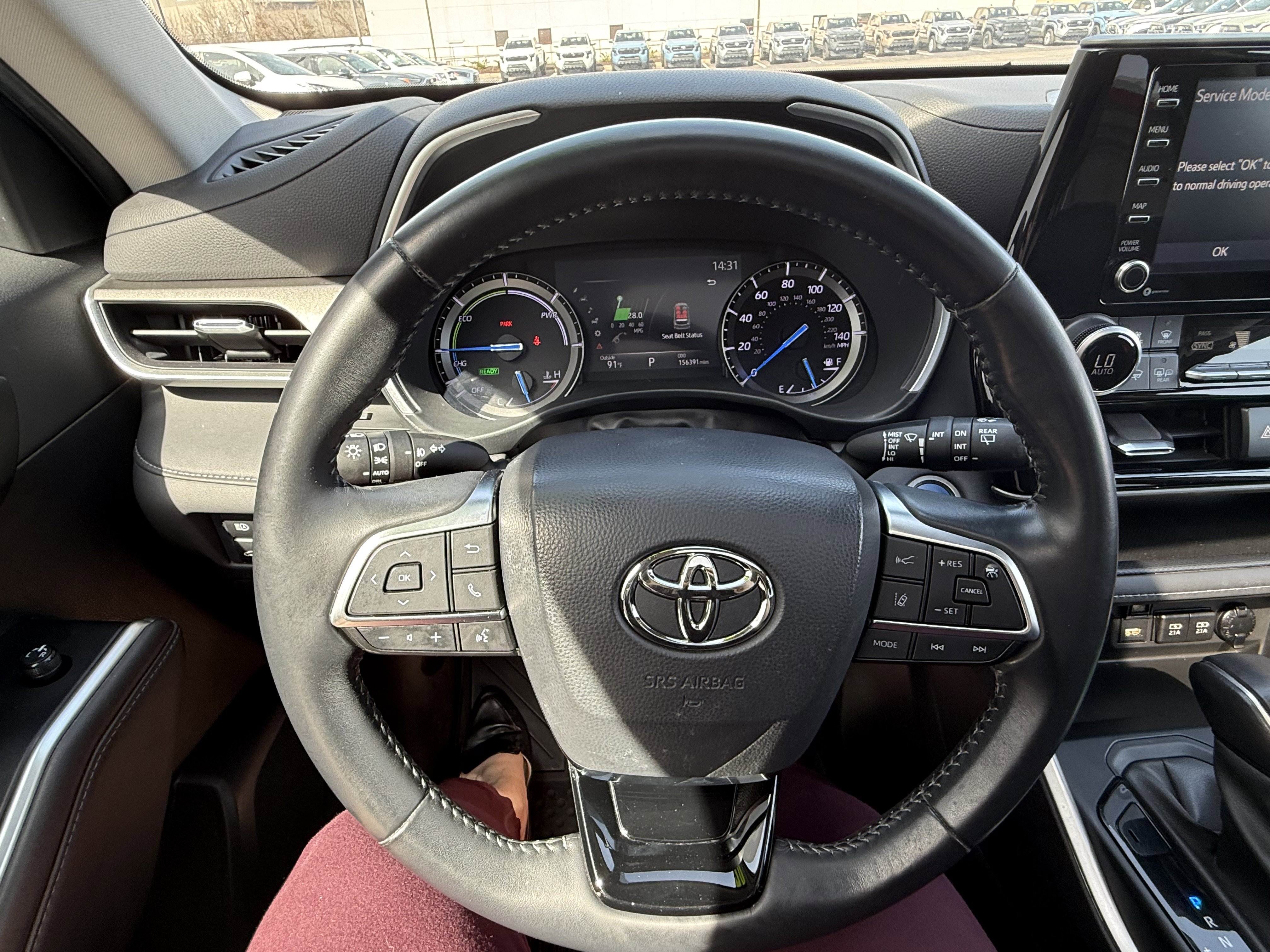 Used 2020 Toyota Highlander XLE image 9