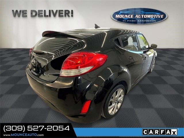 Used 2017 Hyundai Veloster image 12