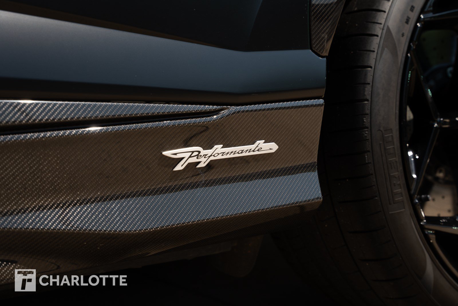 Used 2023 Lamborghini Urus Performante AWD/4WD image 13