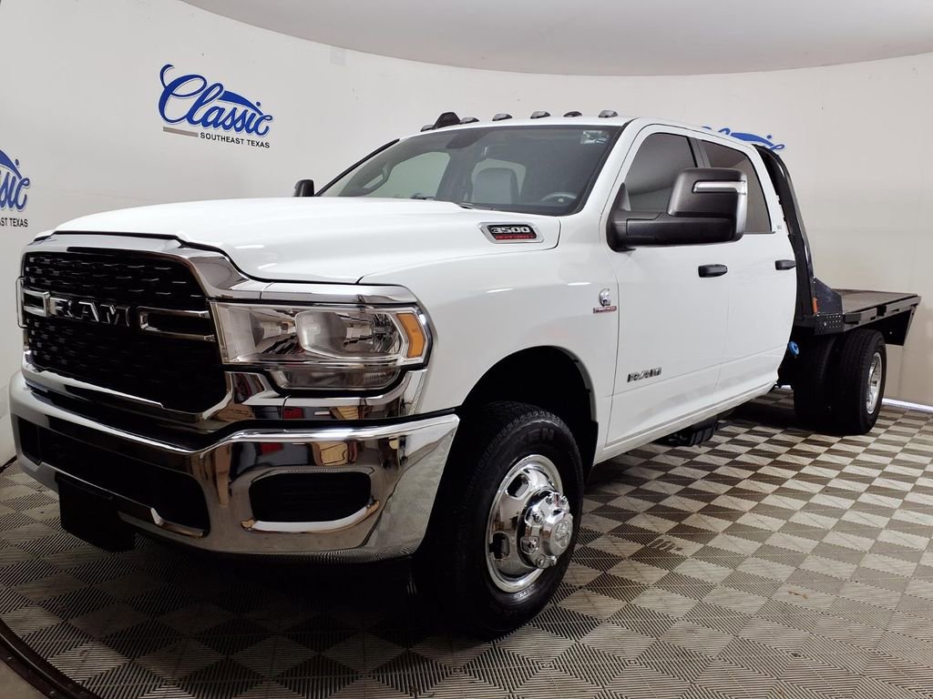 Used 2024 RAM 3500 SLT w/ Quick Order Package 2YG SLT AWD/4WD image 5