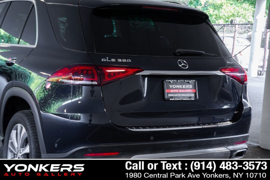 Used 2022 Mercedes-Benz GLE 350 4MATIC w/ Premium Package image 49