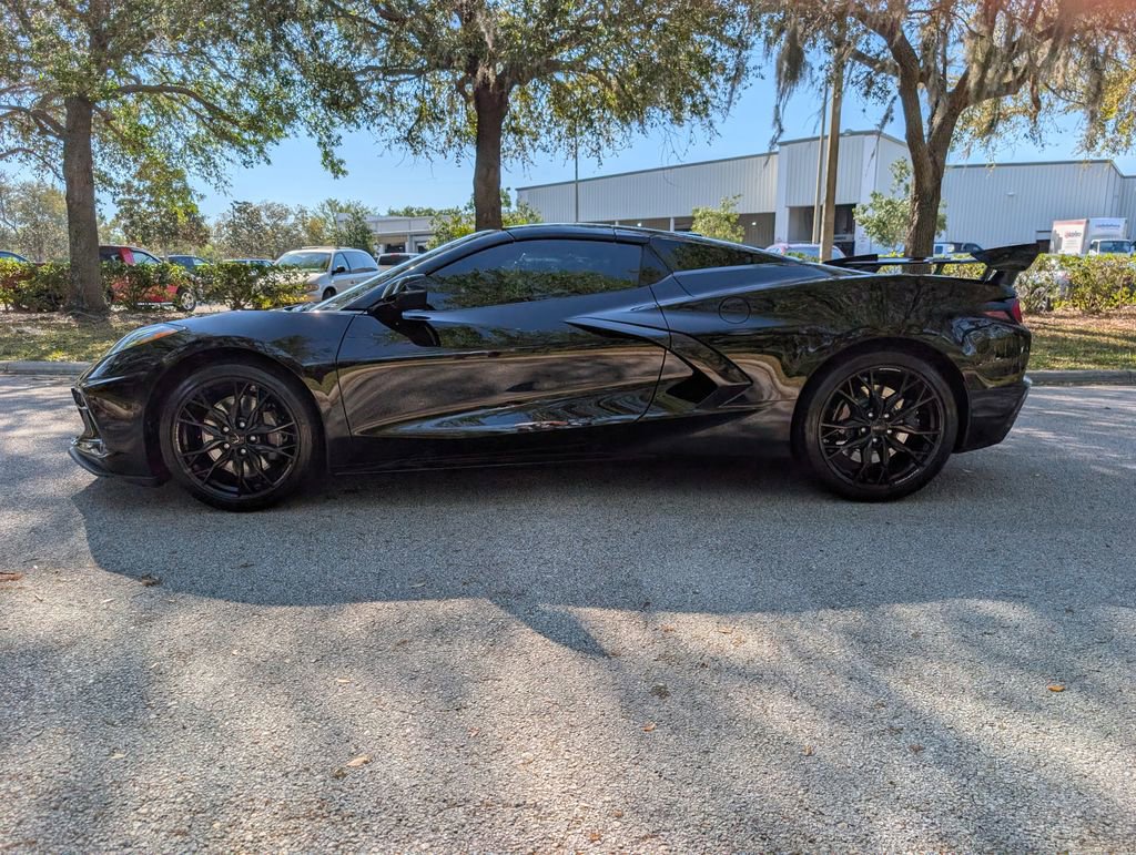 Used 2024 Chevrolet Corvette Stingray Convertible w/ Z51 Performance Package image 5