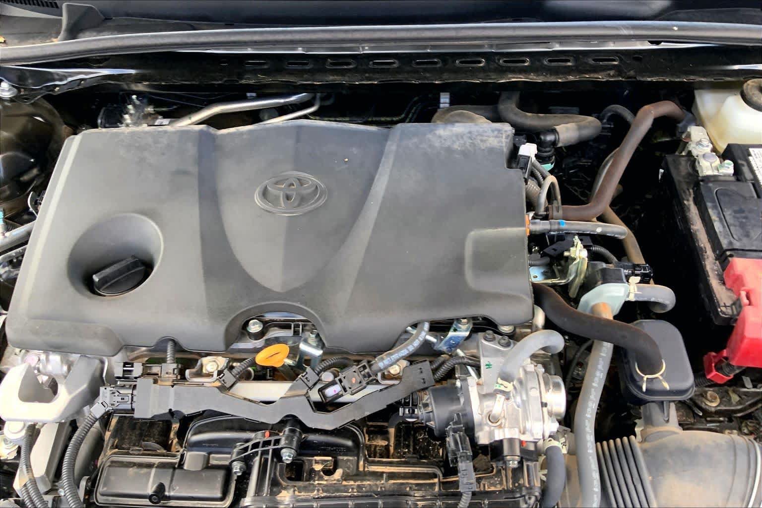 Used 2024 Toyota Camry LE w/ Convenience Package FWD image 32