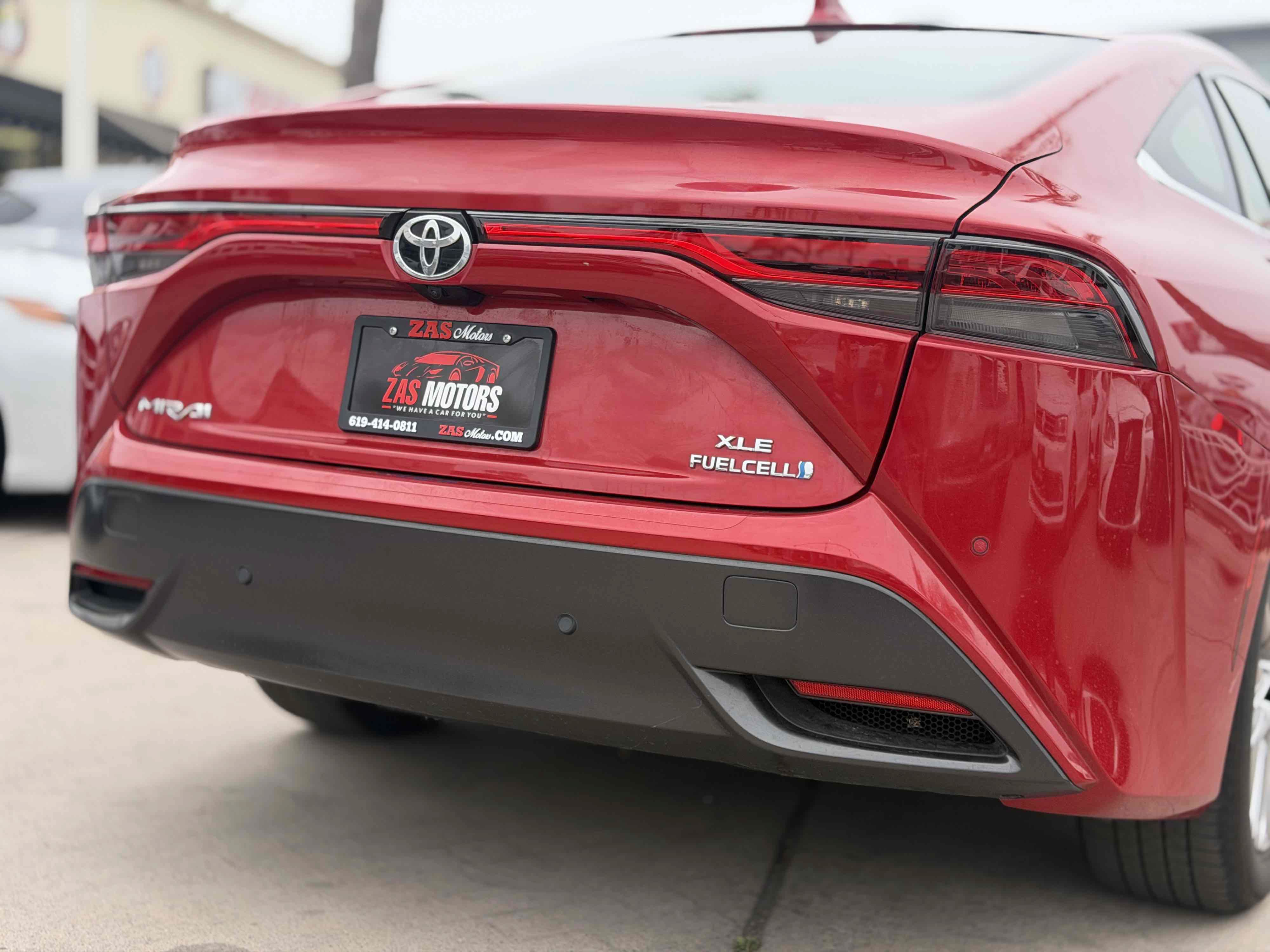 Used 2023 Toyota Mirai w/ Advanced Technology Package RWD image 8