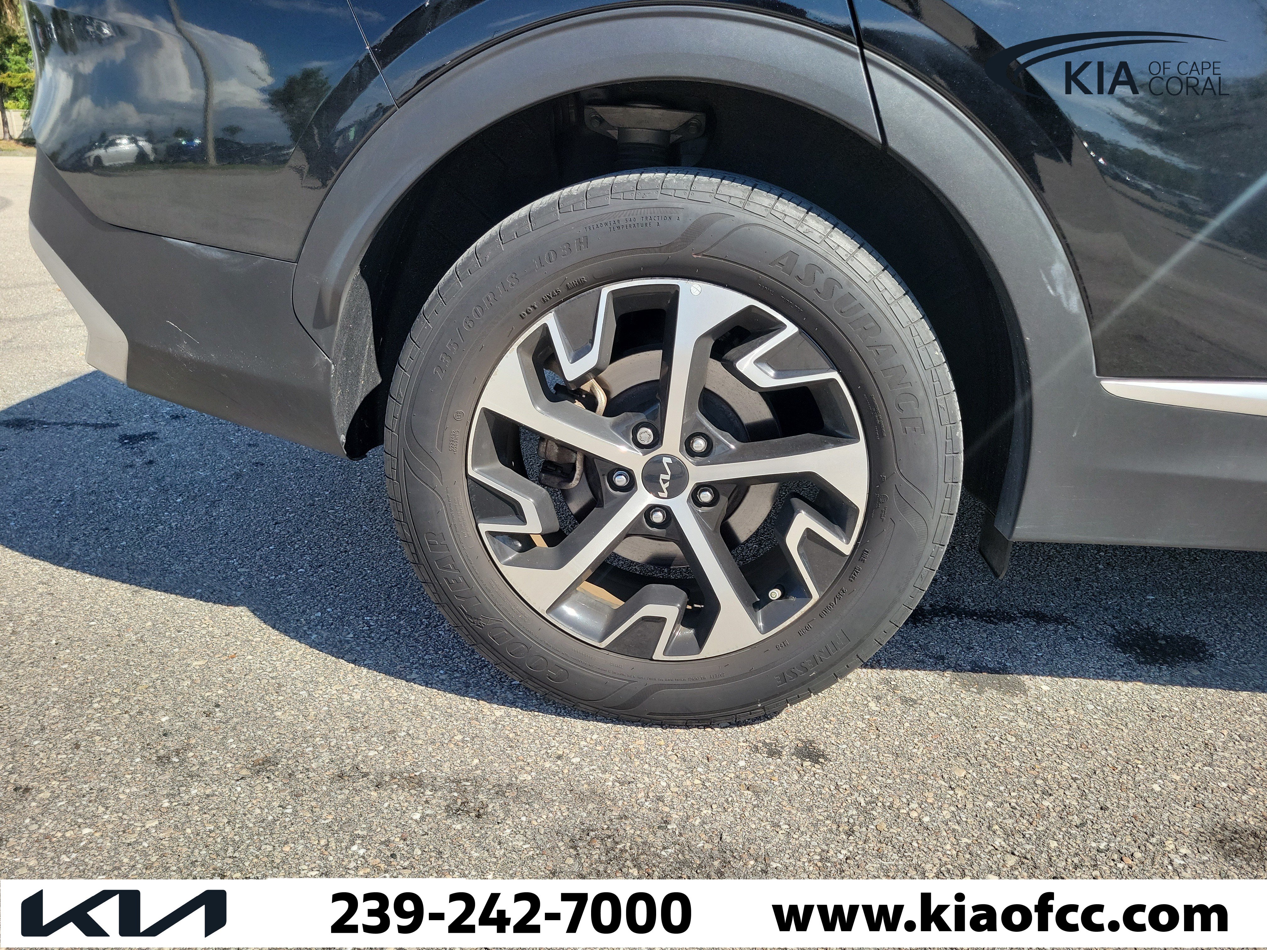 Certified 2023 Kia Sportage EX AWD/4WD image 8