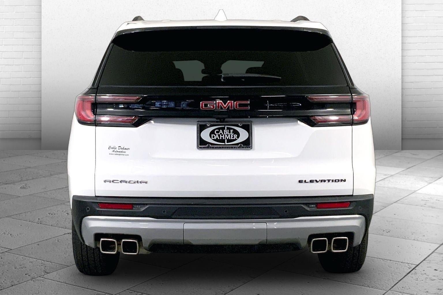 Used 2025 GMC Acadia Elevation FWD image 3