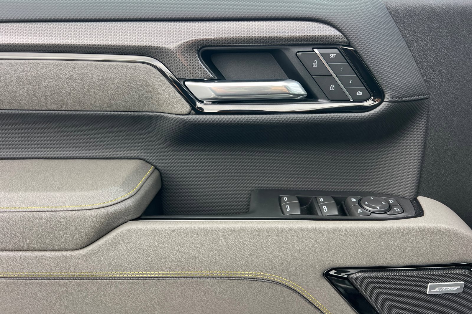 Certified 2025 Chevrolet Silverado 1500 ZR2 w/ Technology Package image 11