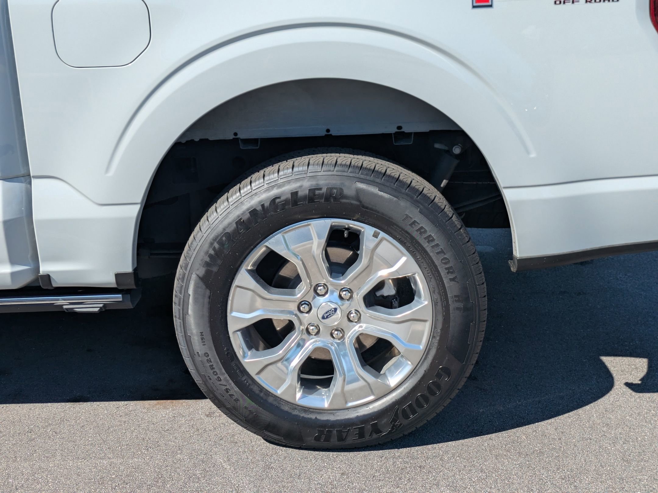 Certified 2023 Ford F150 Platinum w/ Equipment Group 701A High AWD/4WD image 8