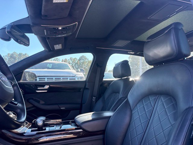 Used 2017 Audi A8 L 4.0T AWD/4WD image 9