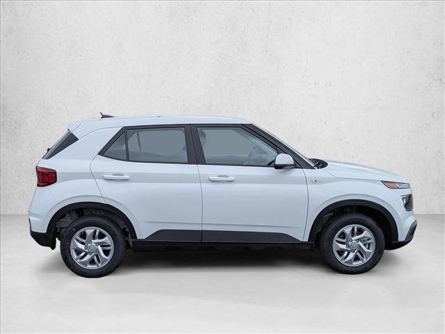 New 2026 Hyundai Venue SE FWD image 4