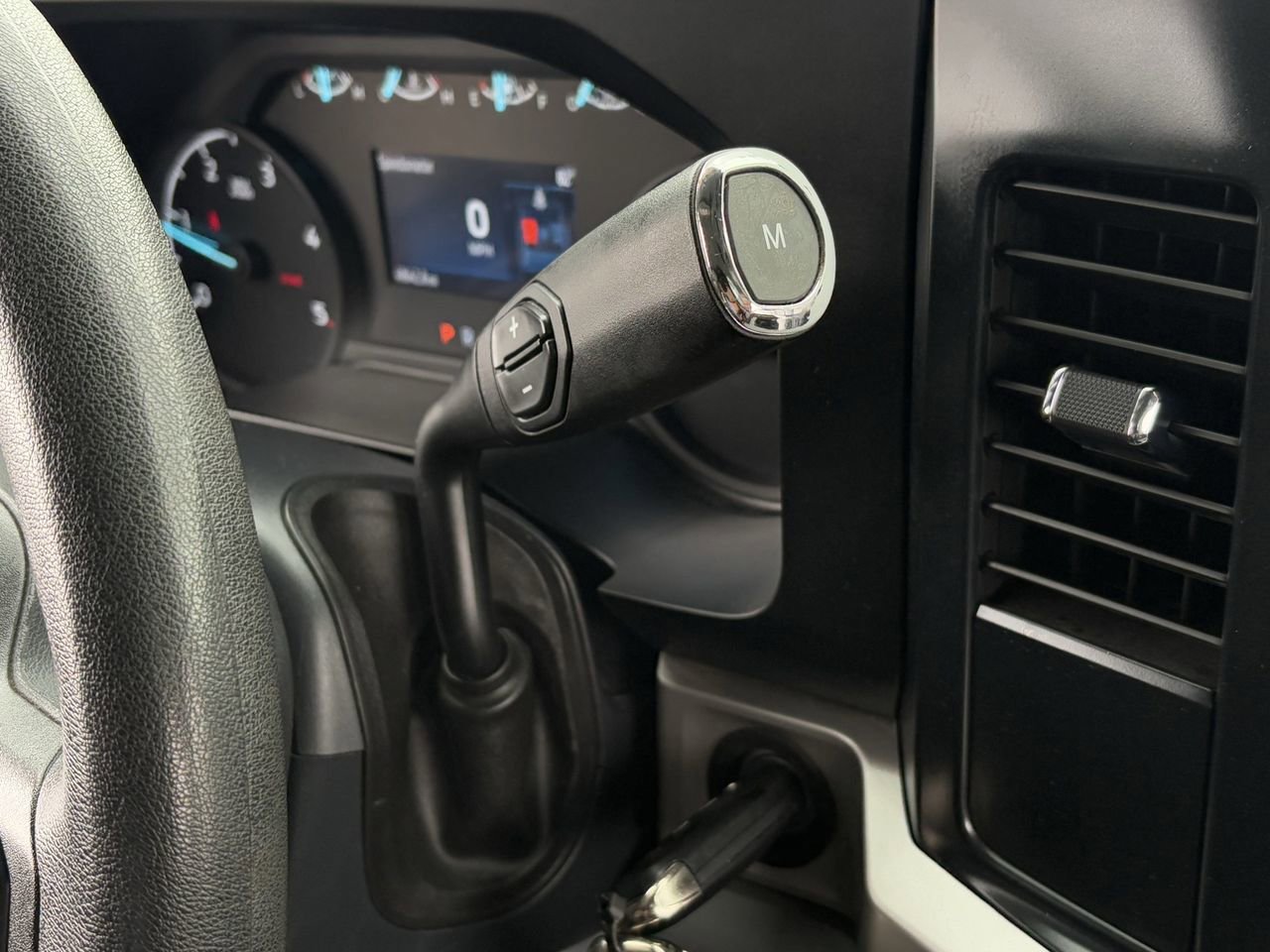 Certified 2024 Ford F250 XLT AWD/4WD image 19