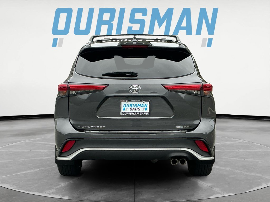 Used 2022 Toyota Highlander XSE AWD/4WD image 6