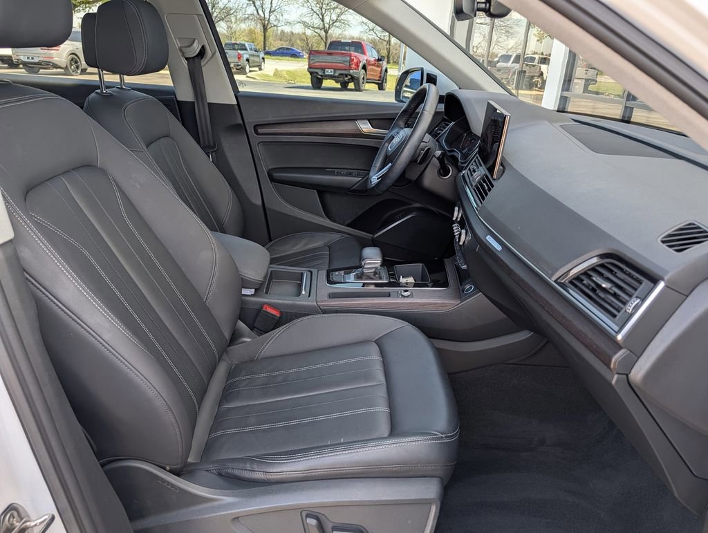 Used 2022 Audi Q5 2.0T Premium AWD/4WD image 31