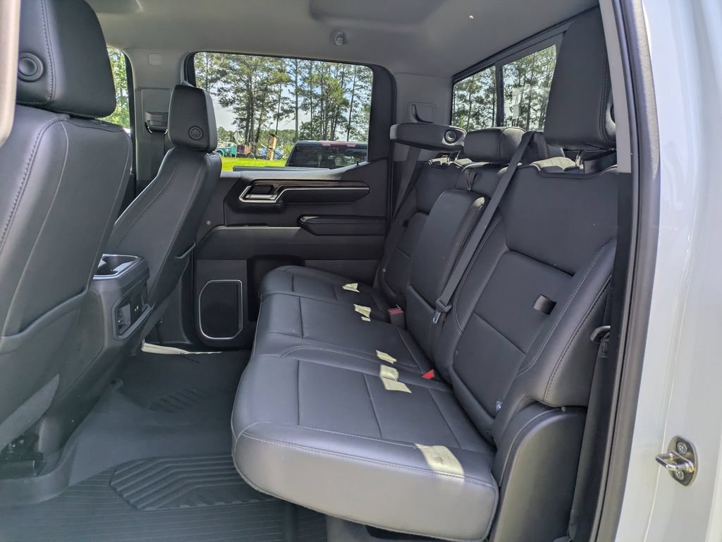 Used 2023 Chevrolet Silverado 1500 RST AWD/4WD image 14