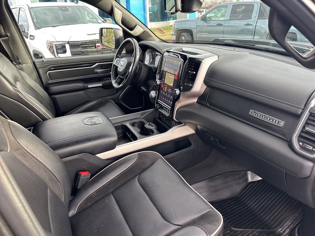 Used 2019 RAM 1500 Laramie w/ Sport Appearance Package image 26