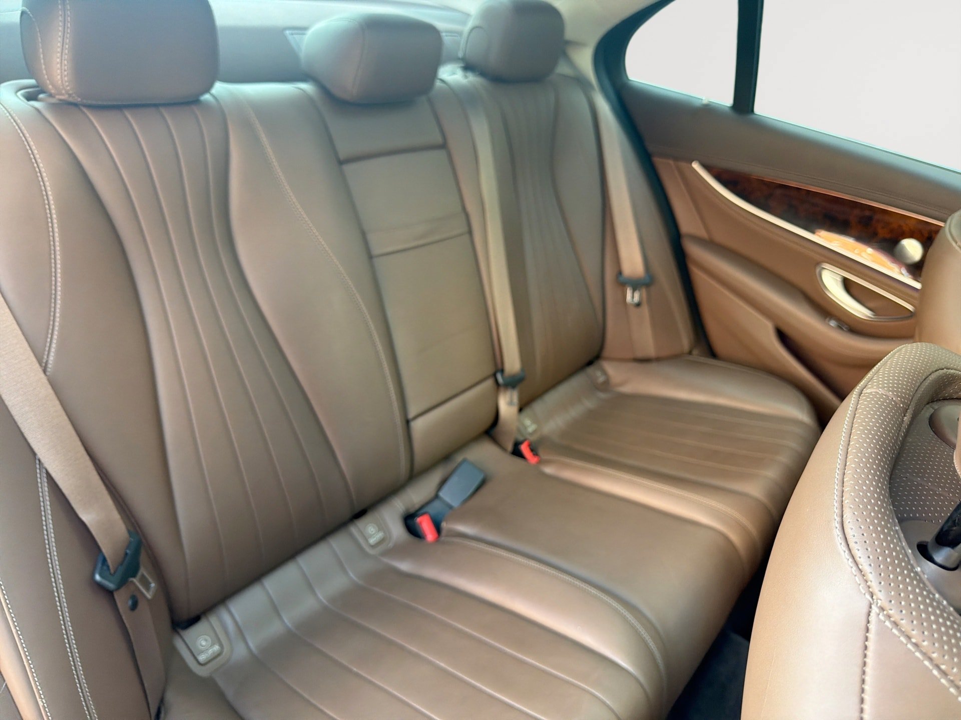 Used 2019 Mercedes-Benz E 450 4MATIC Sedan image 27