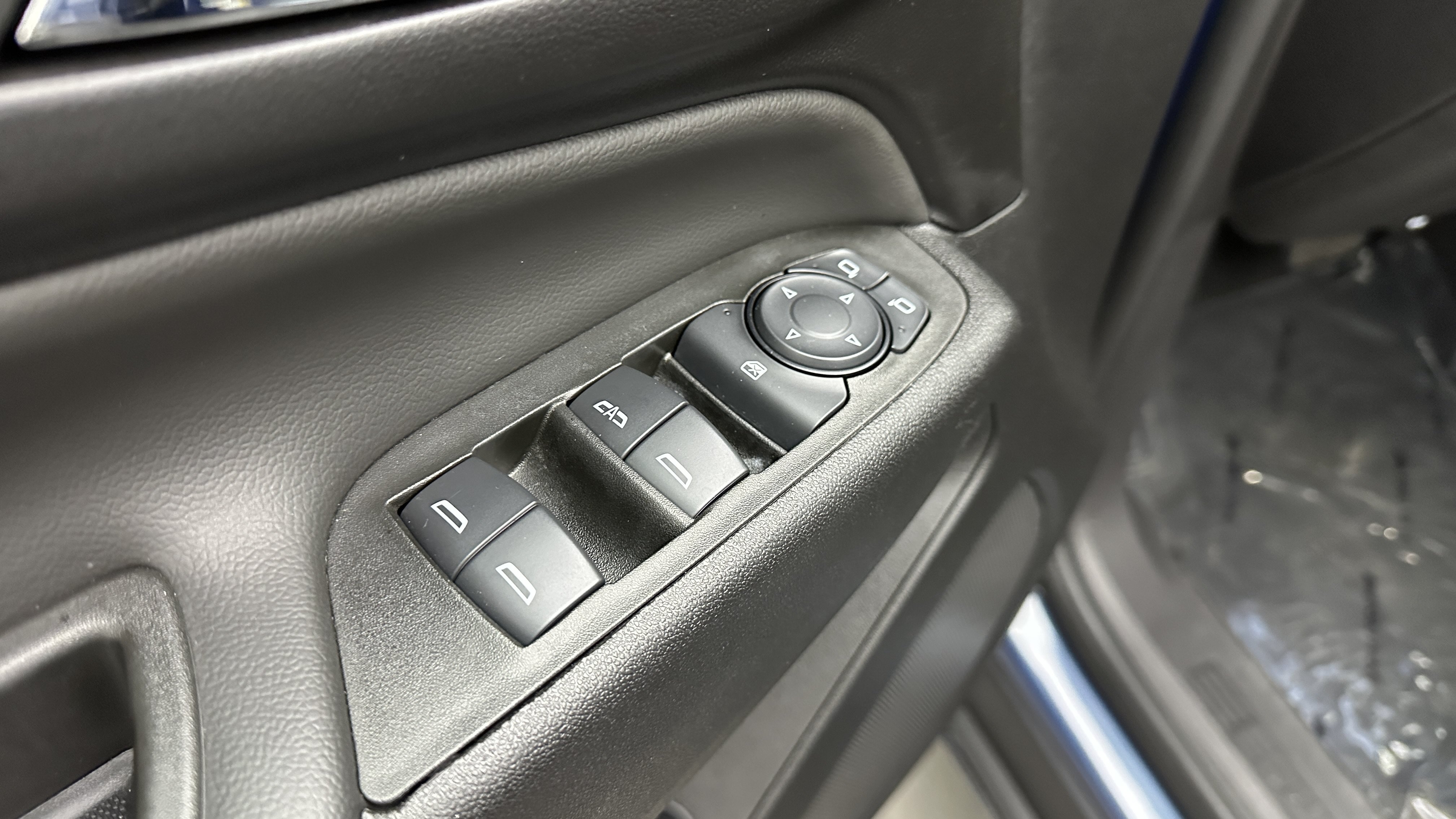 Used 2024 Chevrolet Equinox LT AWD/4WD image 11