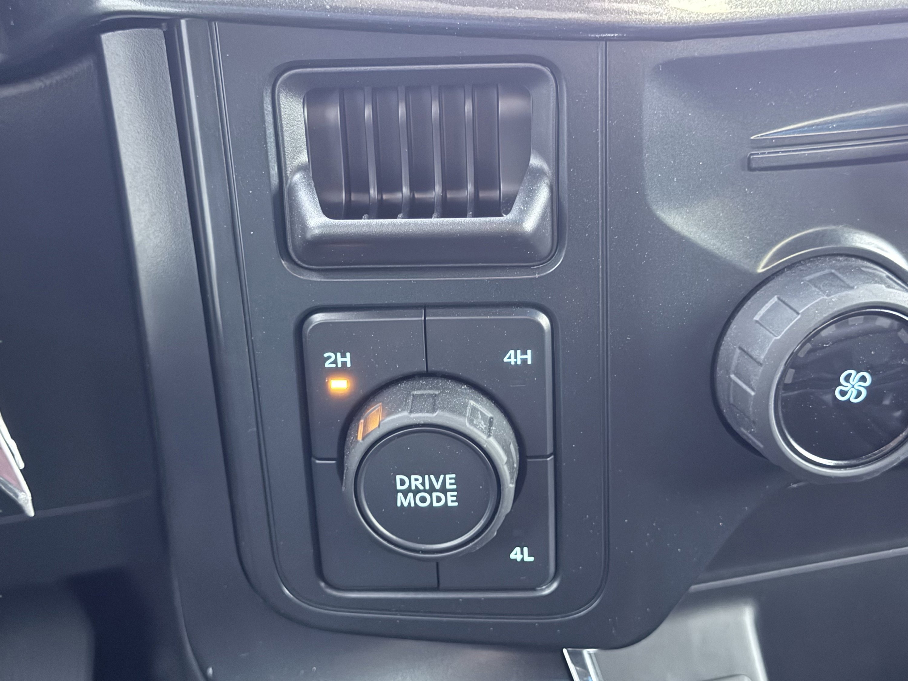 Used 2025 Ford F150 STX image 56