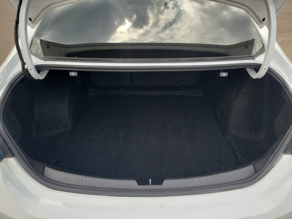 Used 2024 Chevrolet Malibu LT FWD image 8