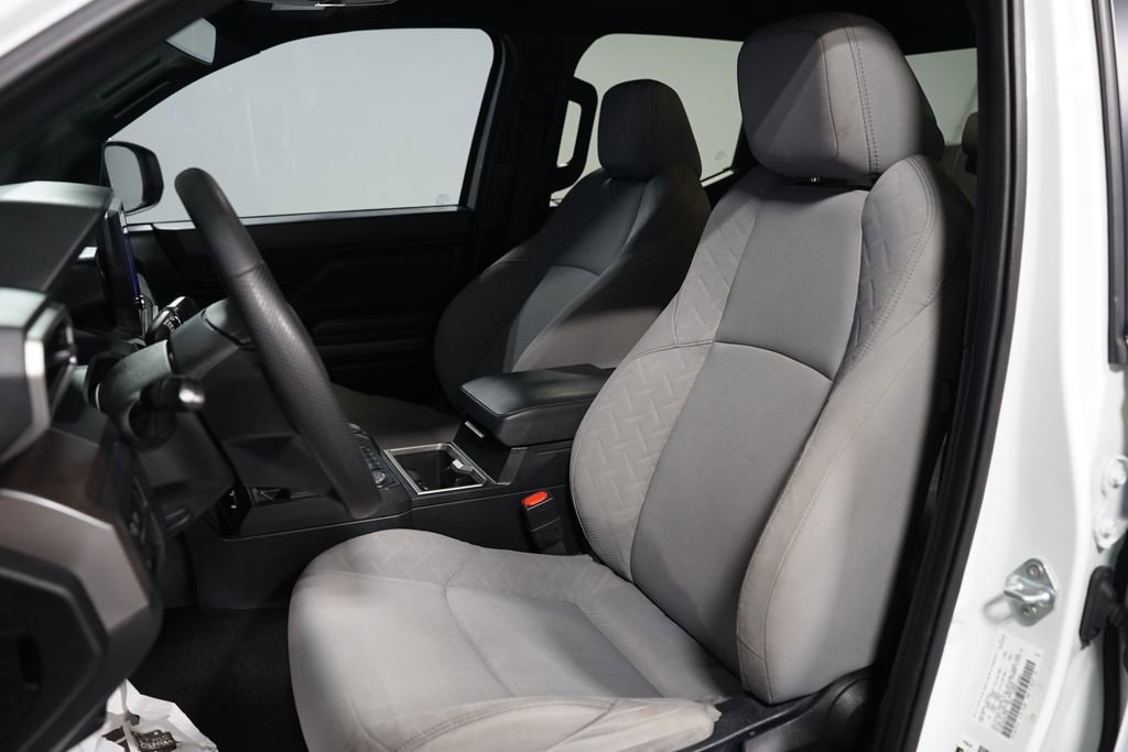 Certified 2024 Toyota Tacoma SR5 image 28