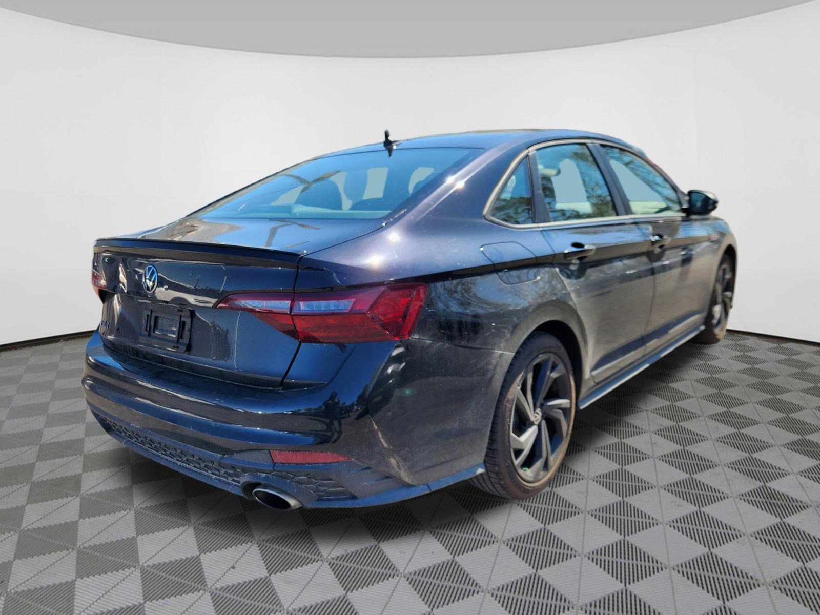 Used 2023 Volkswagen Jetta GLI Autobahn image 4