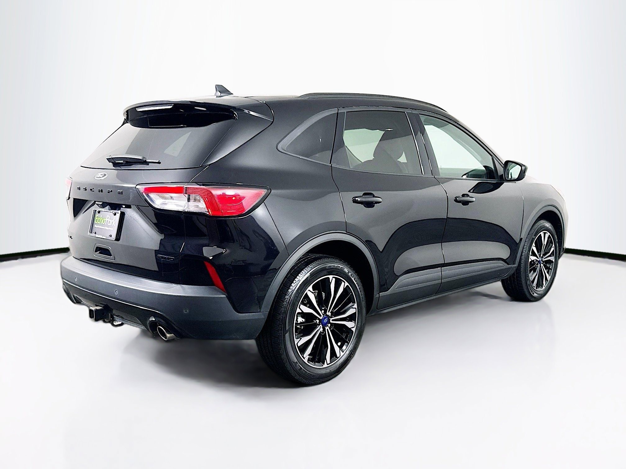 Used 2022 Ford Escape SEL w/ SEL Stealth AWD Package image 9