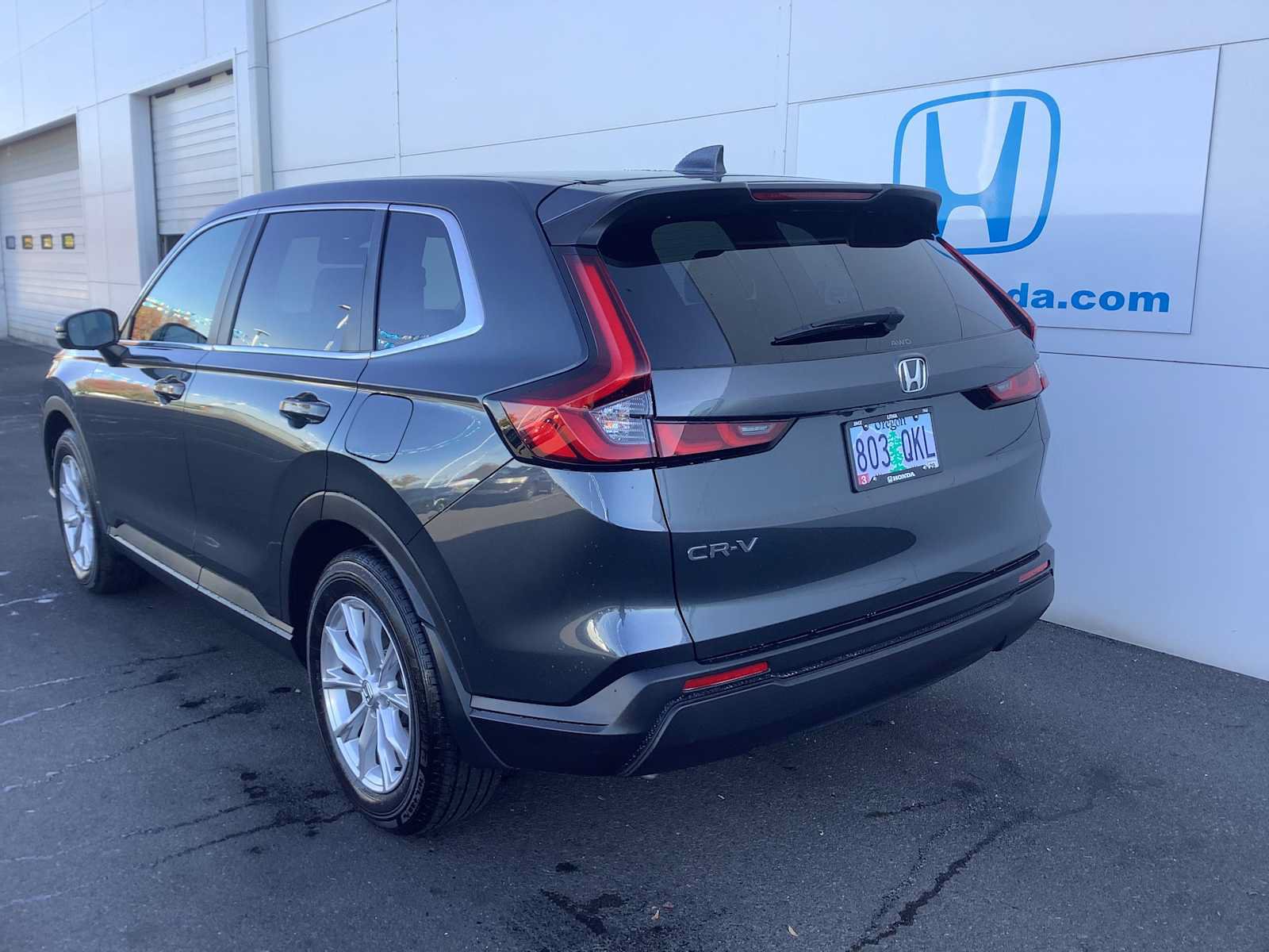 Certified 2025 Honda CR-V EX image 4