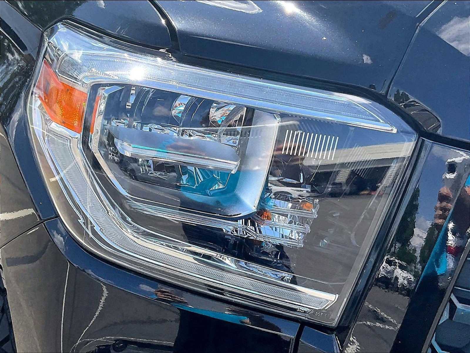 Used 2020 Toyota Tundra Platinum AWD/4WD image 29