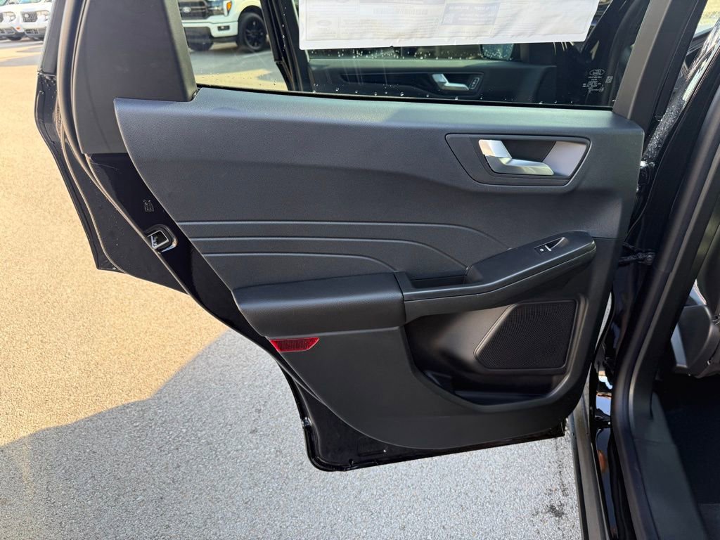 New 2026 Ford Escape ST-Line w/ Tech Pack #1 FWD image 9