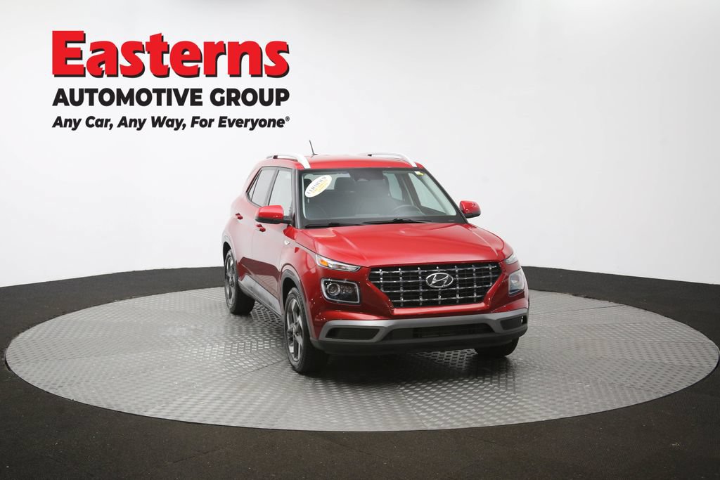 Used 2023 Hyundai Venue Limited FWD image 51