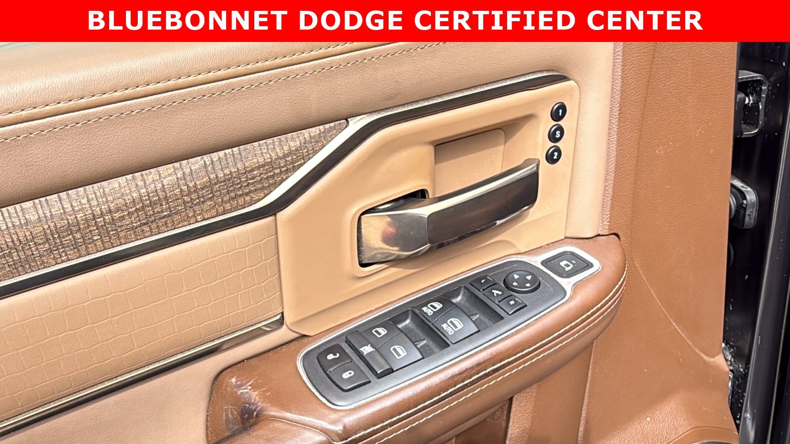 Used 2022 RAM 2500 Limited AWD/4WD image 12