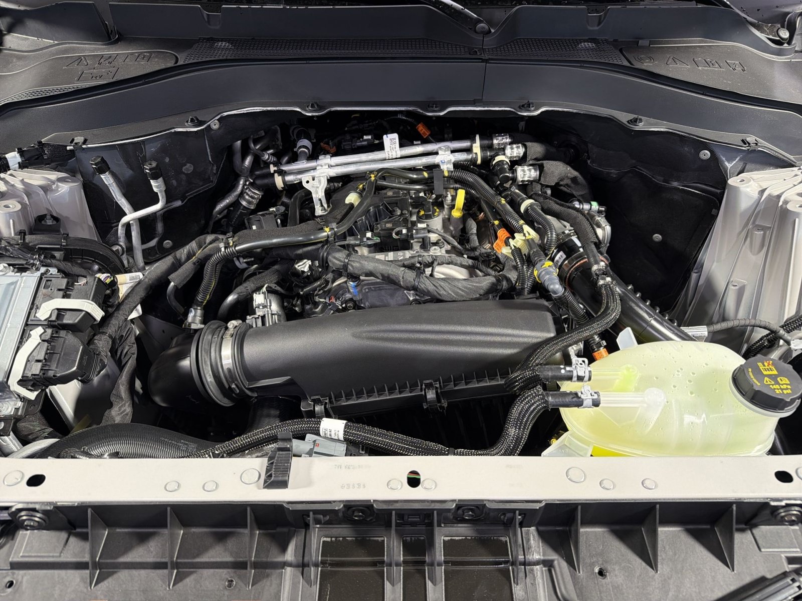 New 2026 Ford Explorer Active AWD/4WD image 33