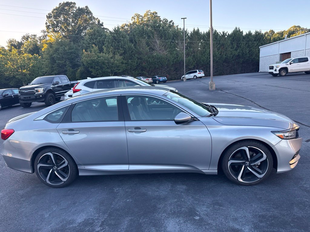 Used 2019 Honda Accord Sport image 4