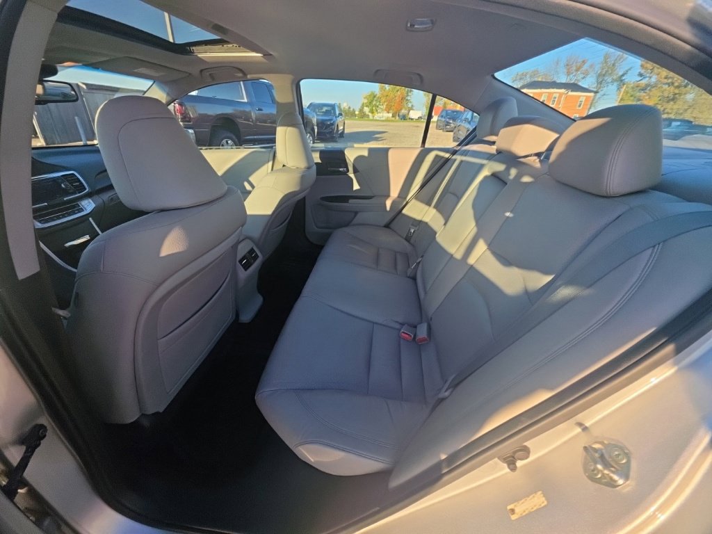 Used 2013 Honda Accord EX-L image 25