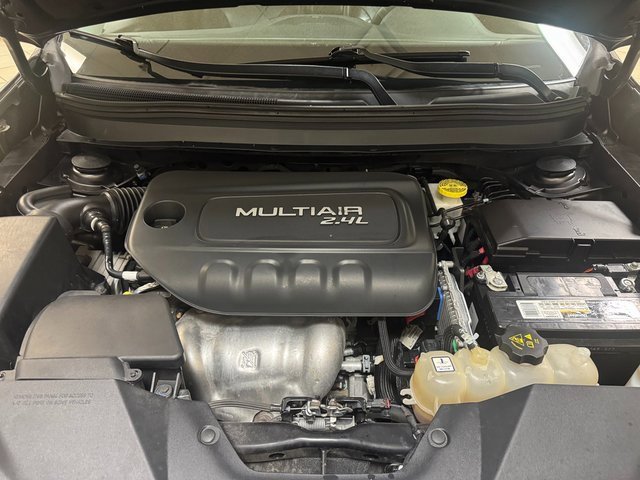 Used 2019 Jeep Cherokee Latitude Plus image 23