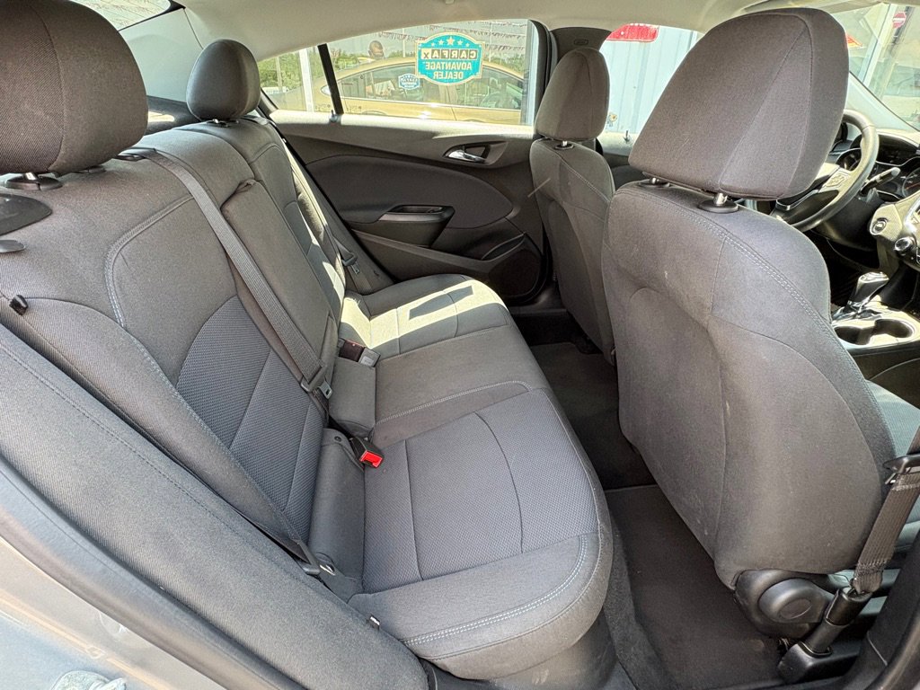 Used 2019 Chevrolet Cruze LT w/ Convenience Package FWD image 14