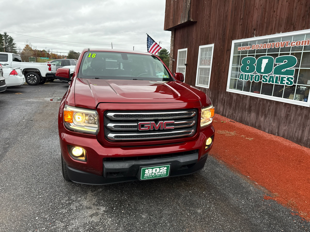 Used 2016 GMC Canyon SLE w/ SLE Convenience Package image 2