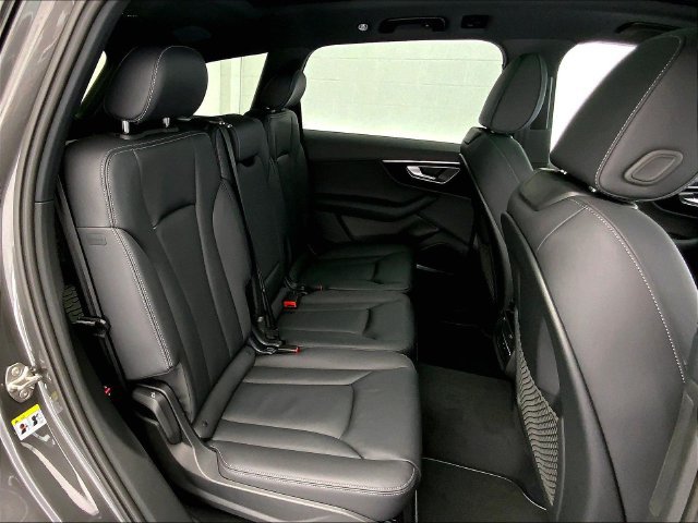 New 2026 Audi Q7 2.0T Premium AWD/4WD image 10