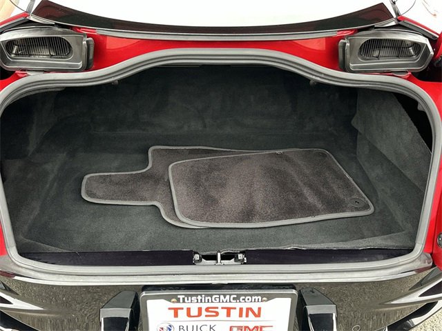 Used 2020 Aston Martin DB11 Coupe image 32