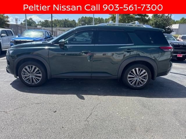Certified 2024 Nissan Pathfinder SL w/ SL Premium Package FWD image 6