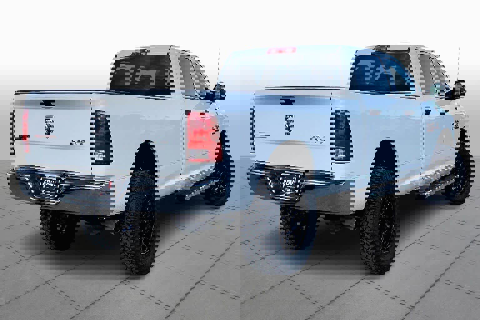 Used 2018 RAM 2500 Tradesman image 12