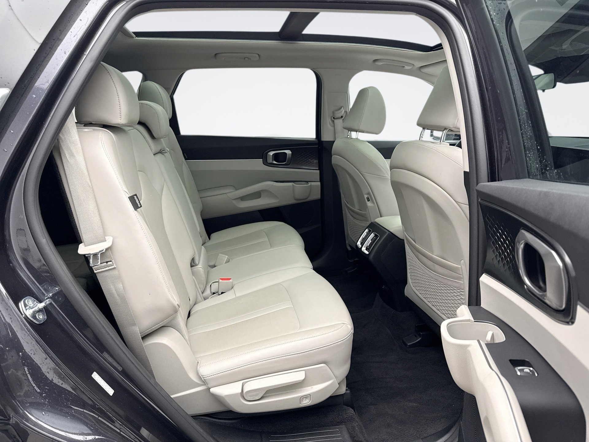 Used 2025 Kia Sorento S w/ Panoramic Sunroof Package image 20