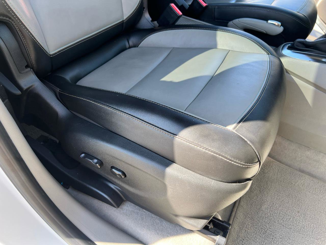 Used 2014 Buick Encore Premium FWD image 28