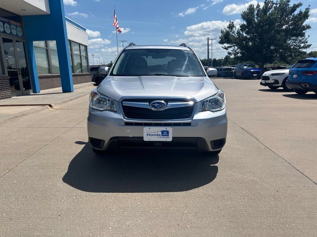 Used 2016 Subaru Forester 2.5i Premium w/ Popular Package #2 AWD/4WD image 2