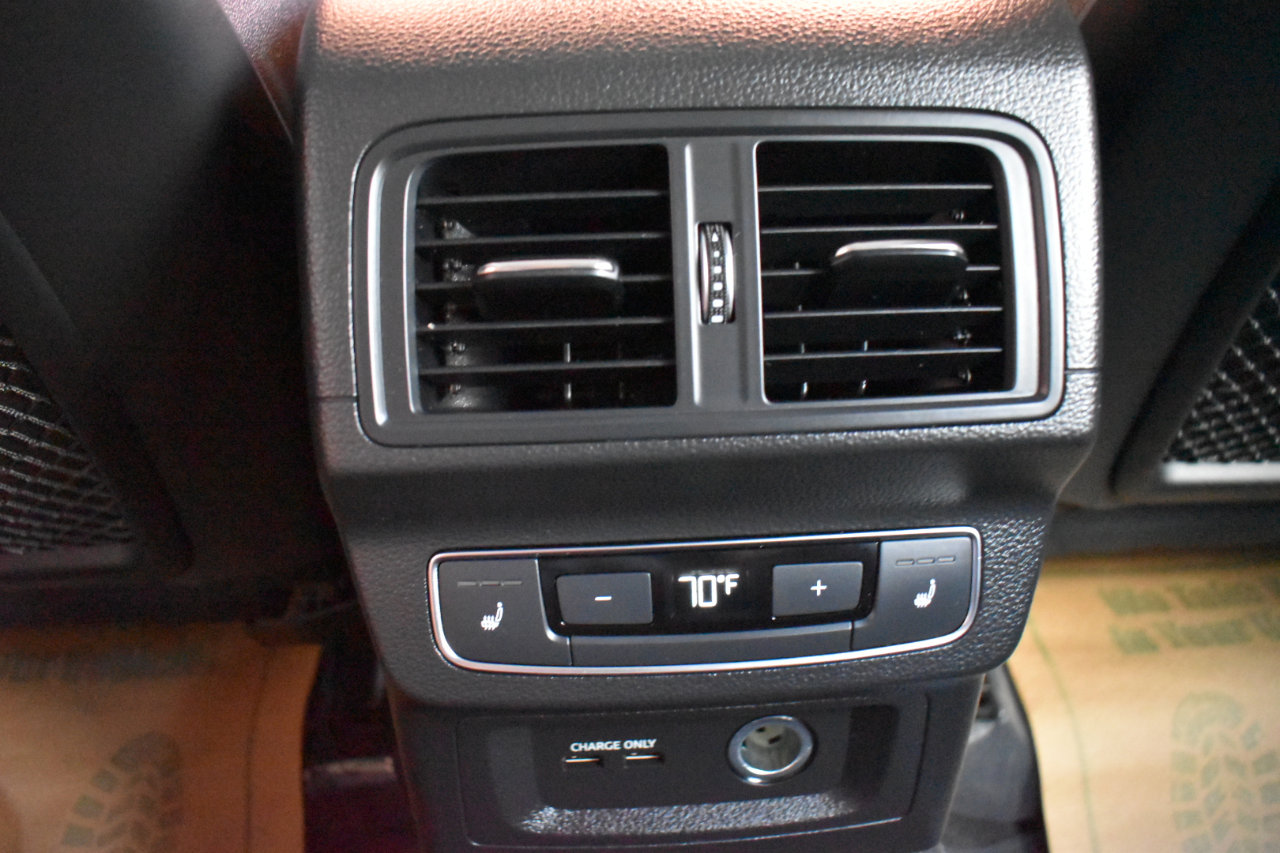 Used 2021 Audi Q5 Prestige w/ Prestige Package image 22