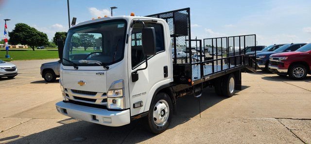 New 2025 Chevrolet Low Cab Forward 5500XG RWD image 4