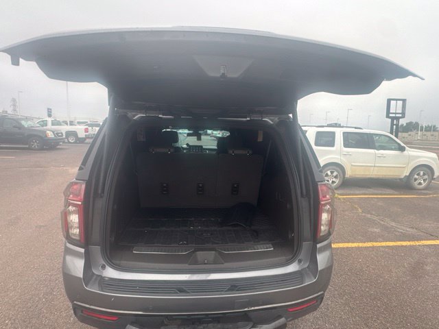 Used 2021 Chevrolet Suburban Z71 w/ Z71 Off-Road Package AWD/4WD image 8