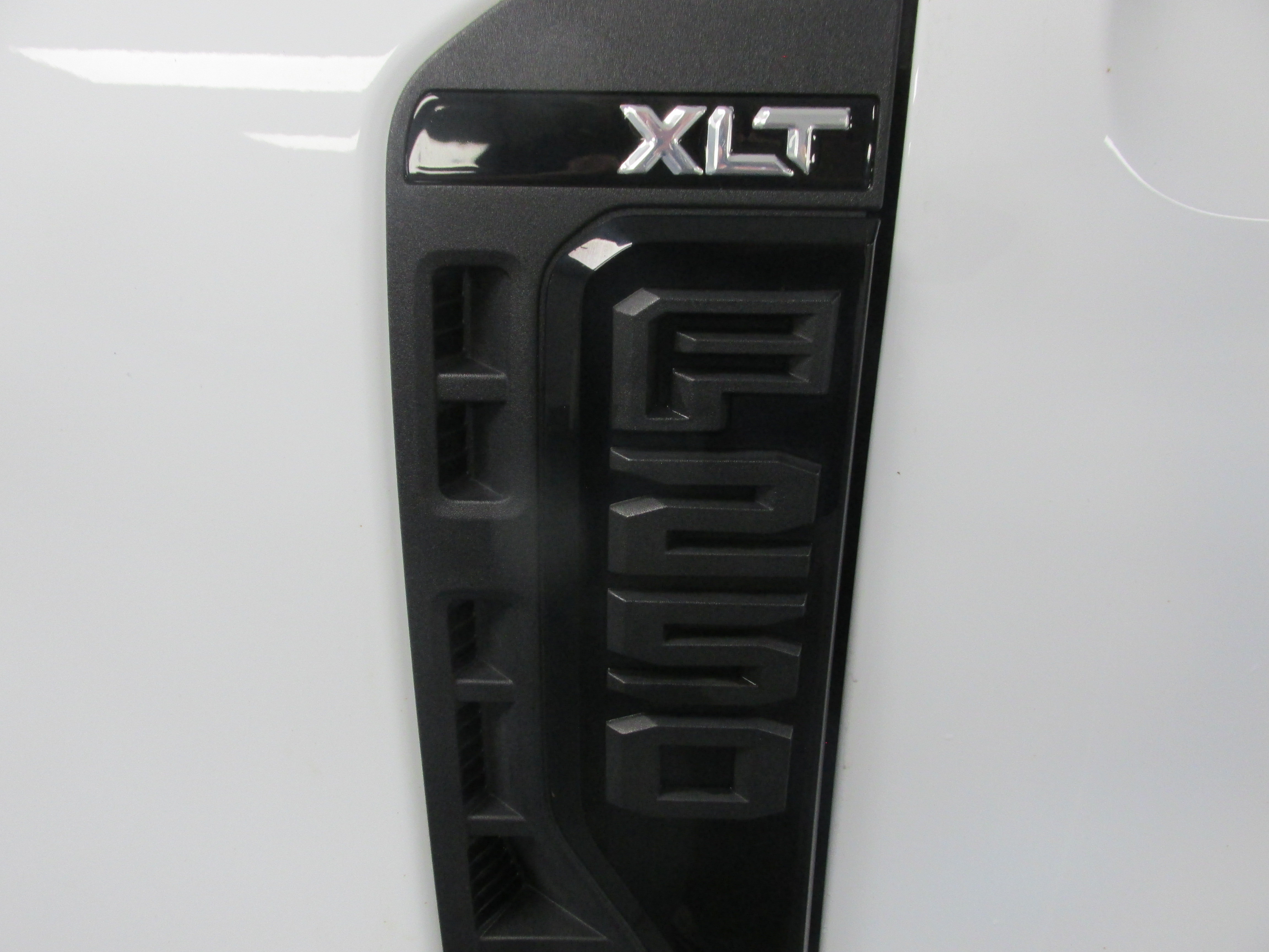 Used 2024 Ford F250 XLT w/ XLT Premium Package AWD/4WD image 18