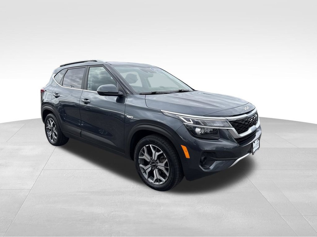 Certified 2022 Kia Seltos EX AWD/4WD image 4
