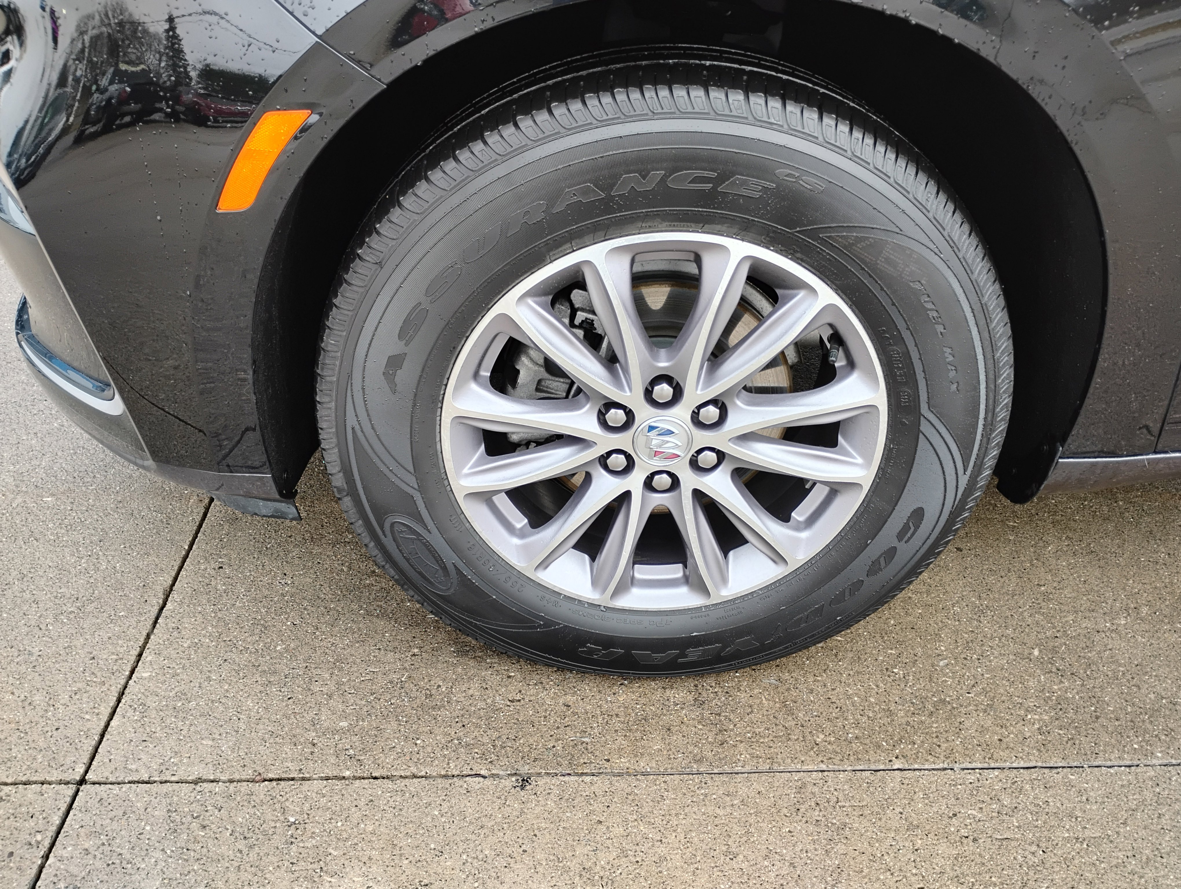 Used 2024 Buick Enclave Essence w/ Trailering Package, 5000 lbs. image 23